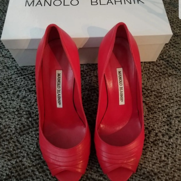 heels - Picture 1 of 6